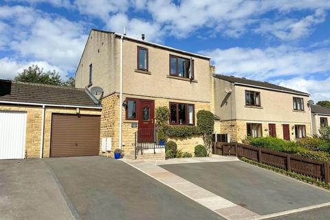 3 bedroom detached house for sale, Throstle Nest Road, Silsden