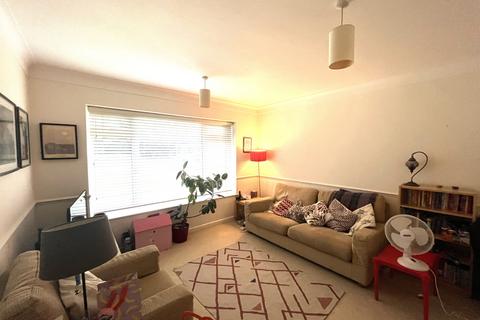 2 bedroom maisonette to rent, Westwood House, Abbey Park, Beckenham, BR3