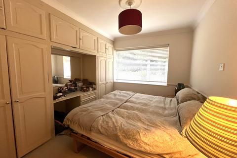 2 bedroom maisonette to rent, Westwood House, Abbey Park, Beckenham, BR3