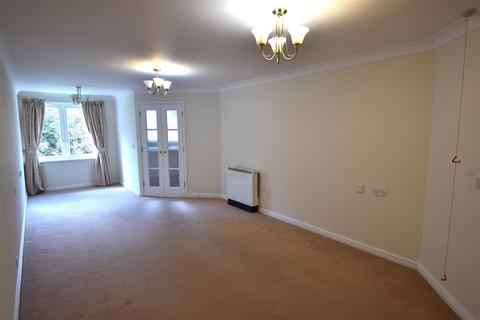 1 bedroom retirement property for sale, Ashingdon Road, Rochford