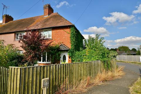 2 bedroom end of terrace house for sale, Bretforton Road, Honeybourne WR11 7PE