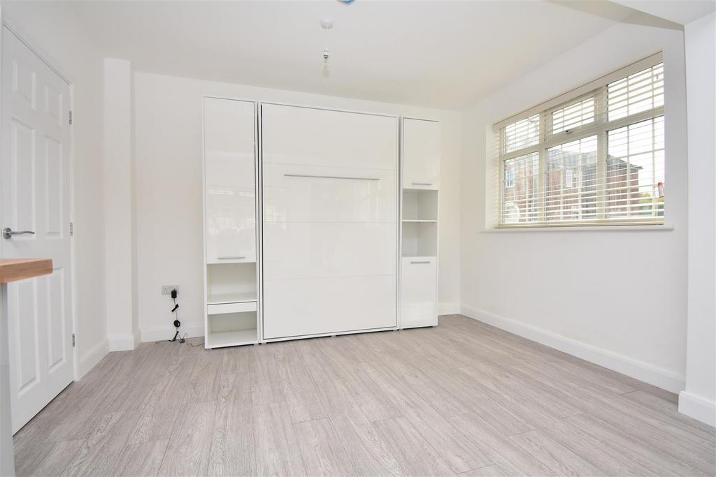 Flat 3