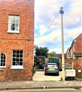 2 bedroom end of terrace house for sale, East Street, Gloucestershire GL20