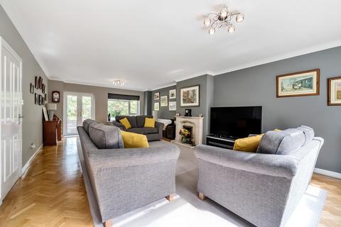 4 bedroom detached house for sale, Birchland Close, Reading RG7