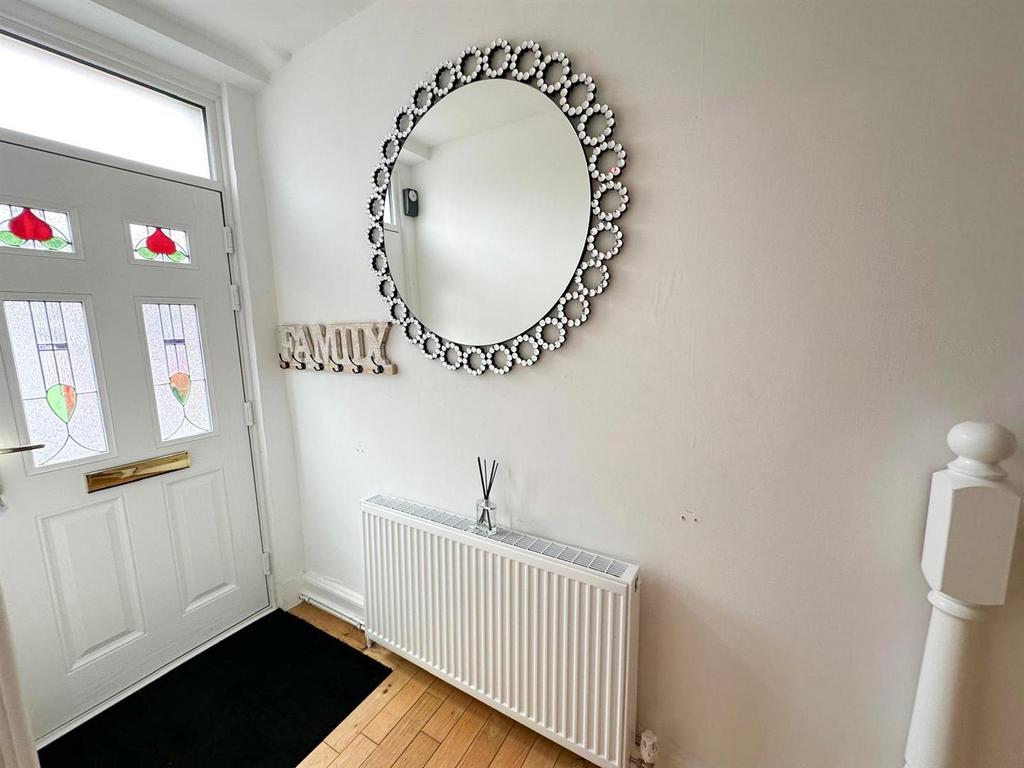 Bolton Road, Silsden 4 bed terraced house for sale £350,000