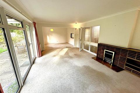 4 bedroom terraced house to rent, Greencroft, Guildford GU1