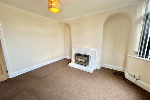 3 bedroom semi-detached house for sale, Hillsway Crescent, Mansfield, NG18