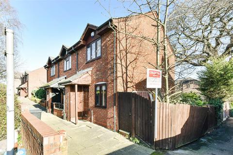 2 bedroom end of terrace house for sale, Albert Road, Buckhurst Hill