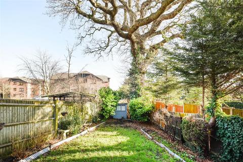 2 bedroom end of terrace house for sale, Albert Road, Buckhurst Hill