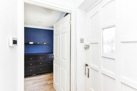 2 bedroom end of terrace house for sale, Albert Road, Buckhurst Hill