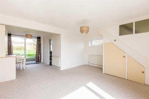 2 bedroom end of terrace house for sale, Field Court, Oxted