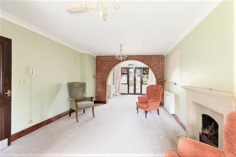 6 bedroom detached house for sale, Bristol Road, Chippenham