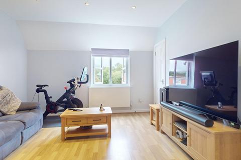 11 Bramble Tye, Laindon, Basildon, SS15 5GR