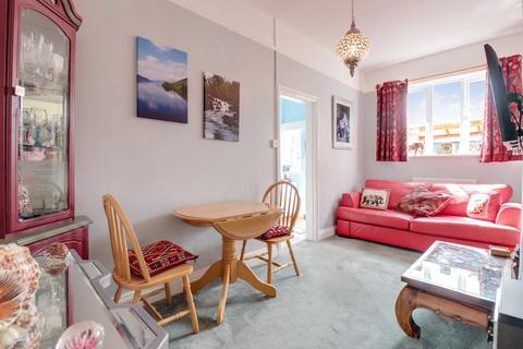 1 bedroom ground floor maisonette for sale, Flat 3, 134 Exeter Road, Exmouth