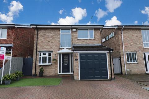 3 bedroom detached house for sale, Windsor Road, Hull