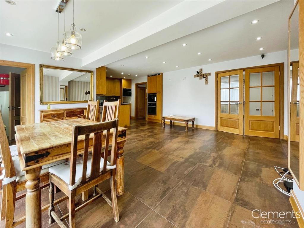 Living Room/Dining Room