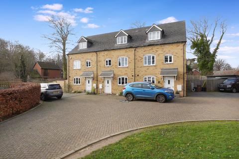 6 Moat Lane, Lower Upnor, Rochester, ME2 4GP