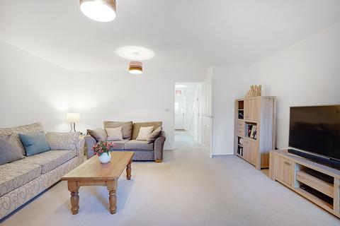 6 Moat Lane, Lower Upnor, Rochester, ME2 4GP