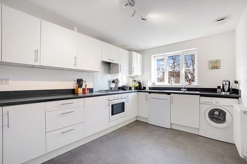 6 Moat Lane, Lower Upnor, Rochester, ME2 4GP