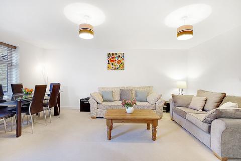 6 Moat Lane, Lower Upnor, Rochester, ME2 4GP
