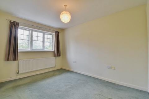 3 bedroom semi-detached house to rent, Grandfield Avenue, Hertfordshire WD17