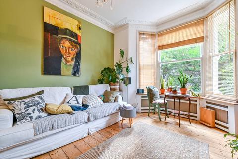 2 bedroom flat for sale, Monnery Road, Tufnell Park, London, N19