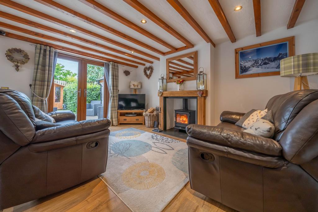 Sitting dining room