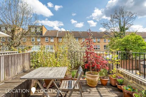 2 bedroom flat for sale, Bethune Road, London, N16