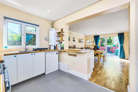 46 Tallis Grove, London, SE7 7LA