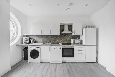 1 bedroom flat for sale, Aylesbury,  Buckinghamshire,  HP19