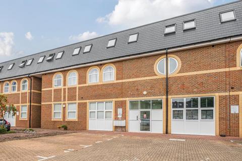 1 bedroom flat for sale, Aylesbury,  Buckinghamshire,  HP19