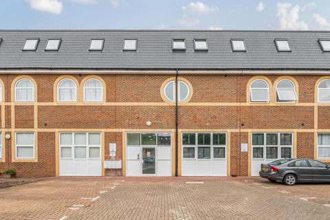 1 bedroom flat for sale, Aylesbury,  Buckinghamshire,  HP19