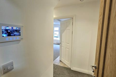 2 bedroom flat for sale, Tamara Court, 26 Gold Street, Tiverton, Devon, EX16