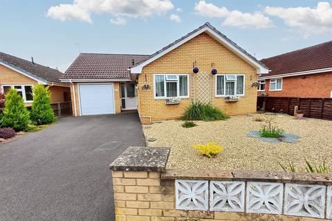 3 bedroom detached bungalow for sale, Verwood