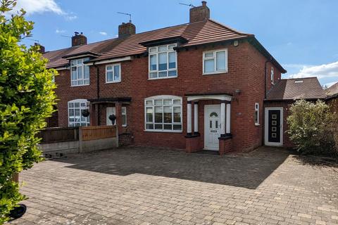 3 bedroom semi-detached house for sale, Leybourne Avenue, Southport, PR8 3EL