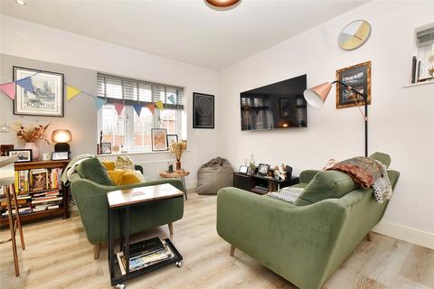 2 bedroom terraced house for sale, Eden Place, Kirkstall Hill, Leeds