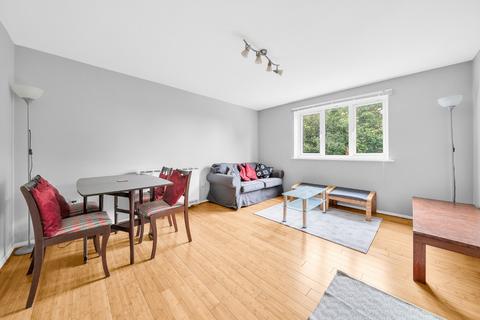 2 bedroom flat for sale, Bernard Ashley Drive, London SE7