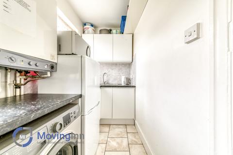 2 bedroom flat for sale, Elder Gardens, West Norwood, SE27