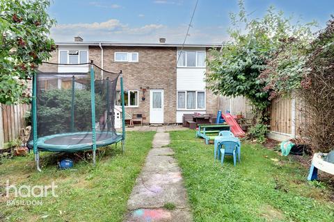 3 bedroom terraced house for sale, Rectory Road, Basildon