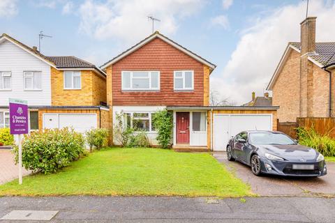 3 bedroom link detached house for sale, Wellwynds Road, Cranleigh GU6