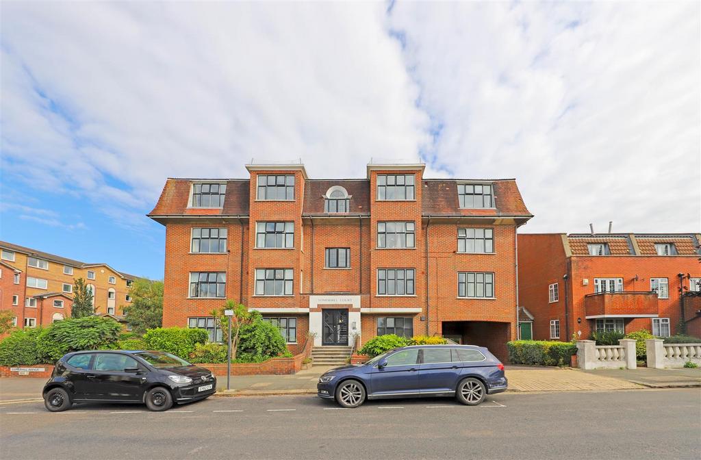 Nicholas james somerhill court front .jpg