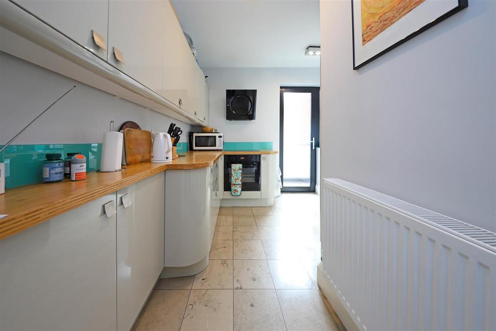 Nicholas james somerhill court kitchen 1.jpg