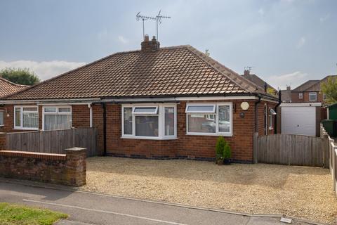 72 Anthea Drive, York, YO31 9DD