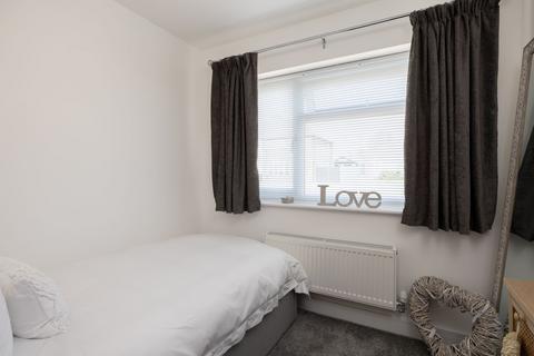 72 Anthea Drive, York, YO31 9DD