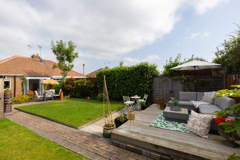 72 Anthea Drive, York, YO31 9DD