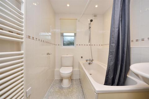 2 bedroom flat for sale, Eugene Way, Eastbourne