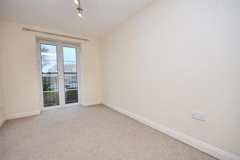 2 bedroom flat for sale, Eugene Way, Eastbourne