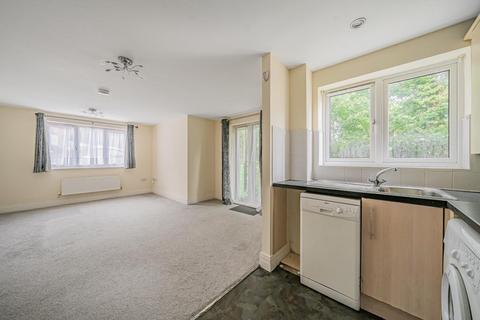 3 bedroom flat for sale, High Wycombe,  Train station,  Buckinghamshire,  HP13