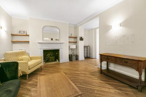 2 bedroom apartment for sale, Bolingbroke Grove, London, SW11