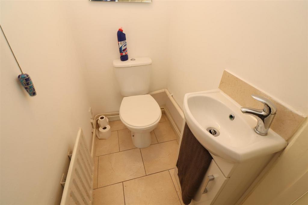 Ground Floor Cloakroom / WC